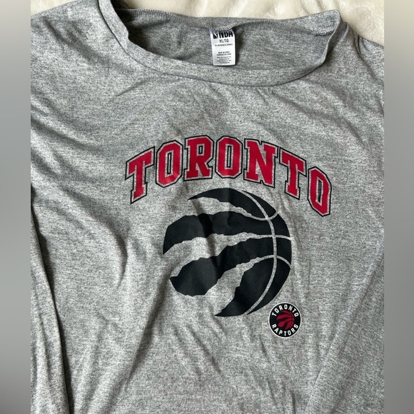 Women’s NBA Toronto Raptors Pajama Set - Picture 2 of 4